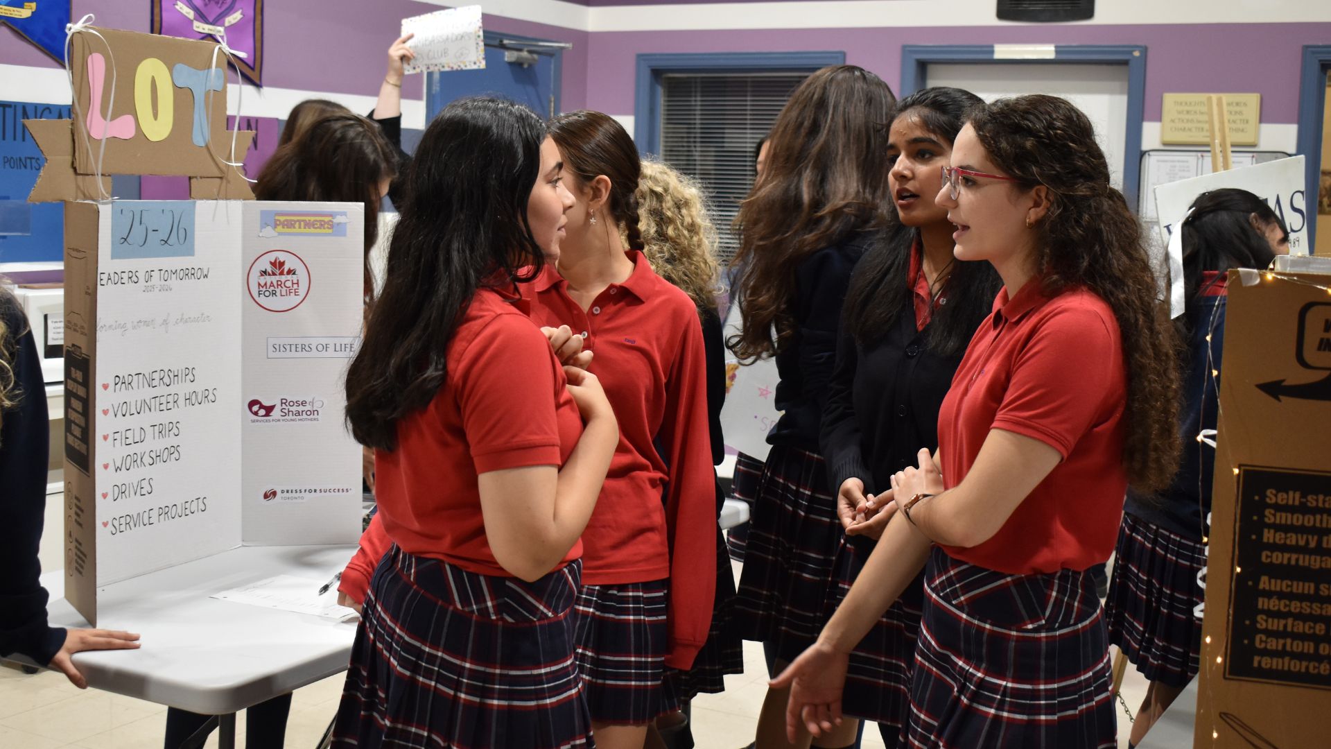 Let’s Join In! Upper School Club Fair