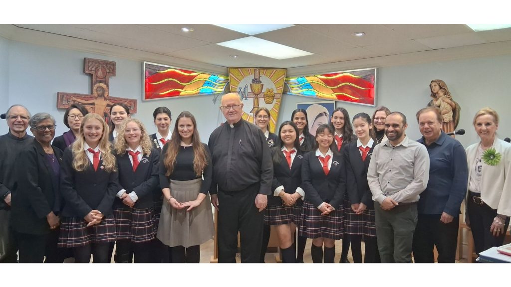 Hawthorn Upper School Students Radio Maria