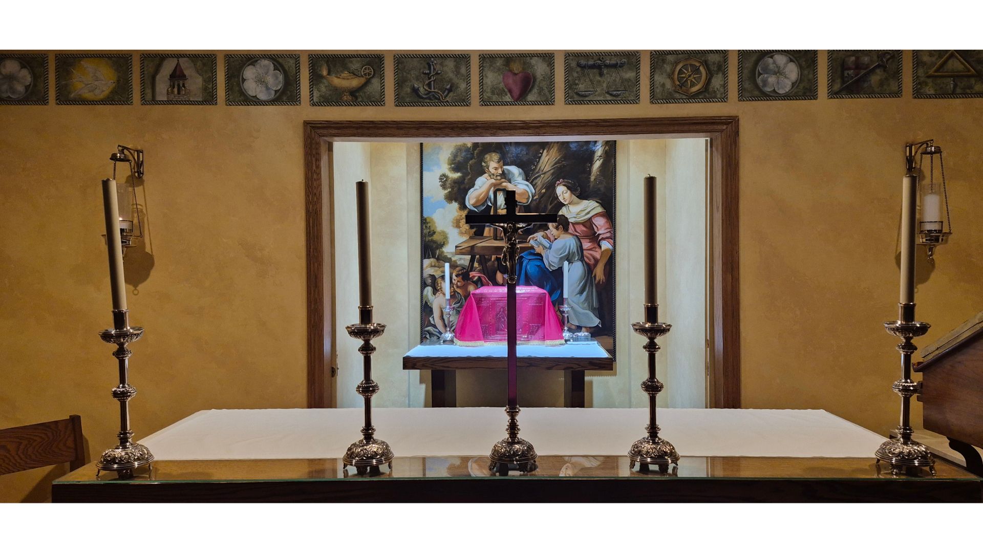 Hawthorn Students prep for Easter